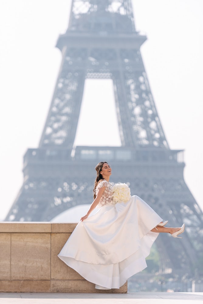 6. Elli Nicole wedding dress and beautiful bridal shoes in front of the Eiffel Tower