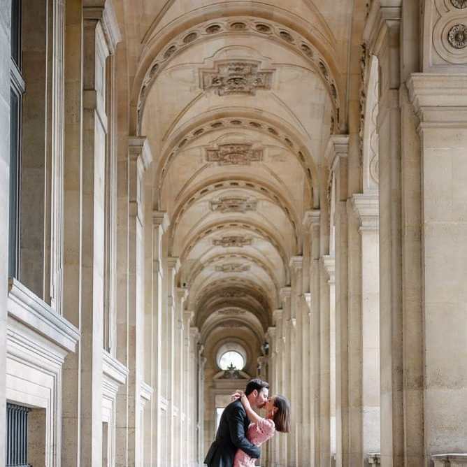 best photography spots in Paris - architecture louvre museum