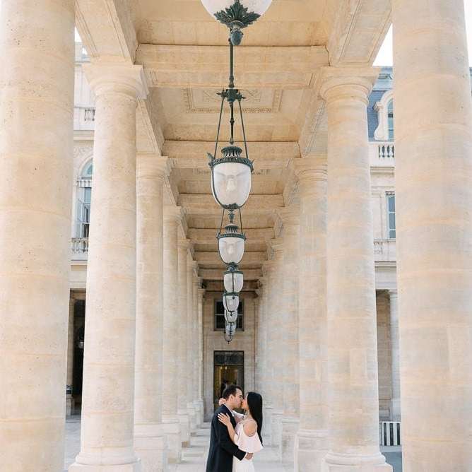 best places to take pictures in paris - palais royal