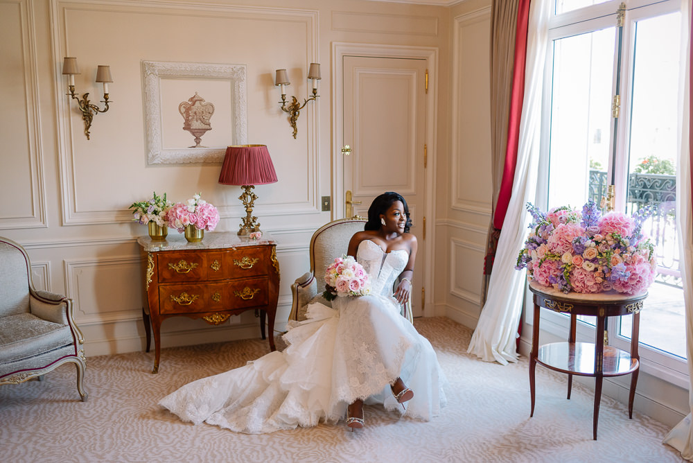 How to choose your wedding photographer? Make sure he or she is good at bridal portraits