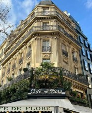 Cafe de Flore building in Paris