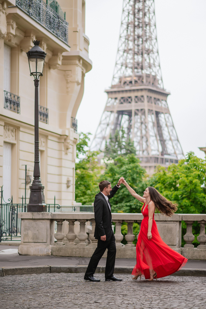 Couple dancing in the streets of Paris