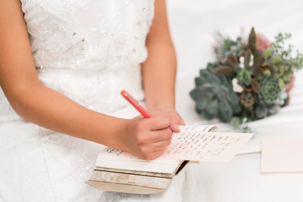 Eloping in Paris - Write wedding vows for Paris wedding ceremony