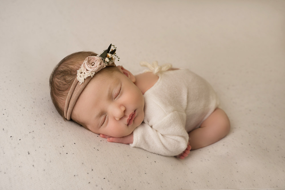 How to choose your newborn photographer - tips from top professional photographers