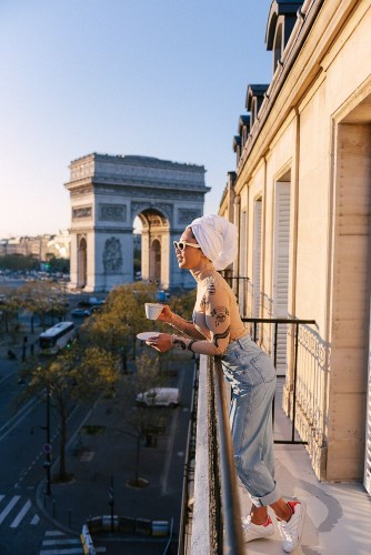 Lifestyle photos in a Parisian hotel
