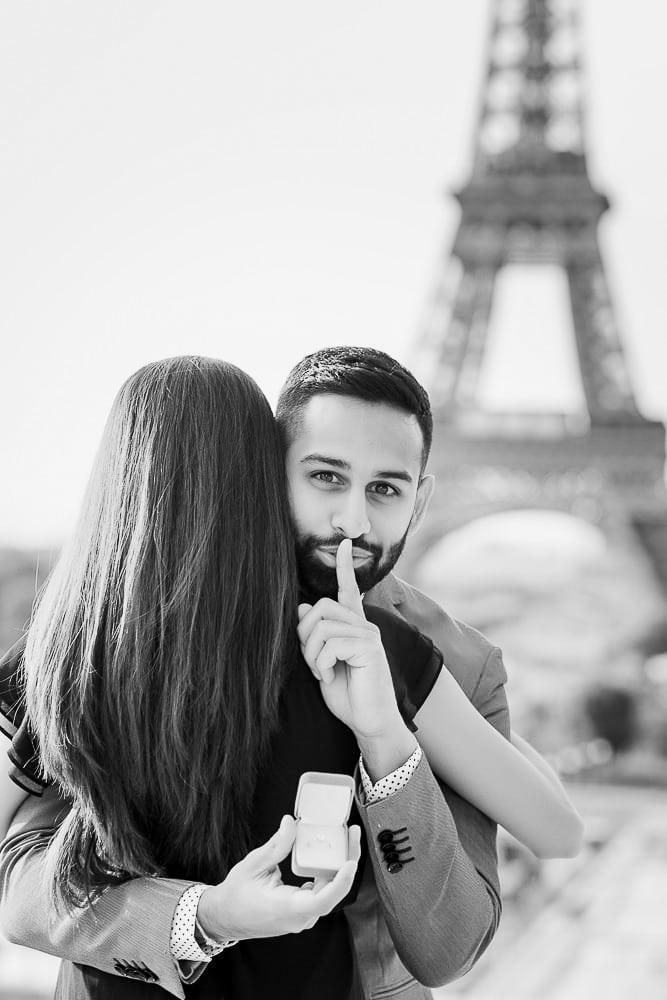 Paris proposal tips - Keep it a secret 2