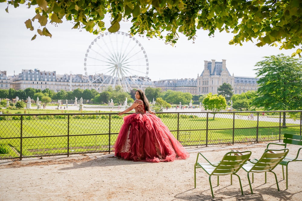 sweet 15 photos in the tuileries gardens