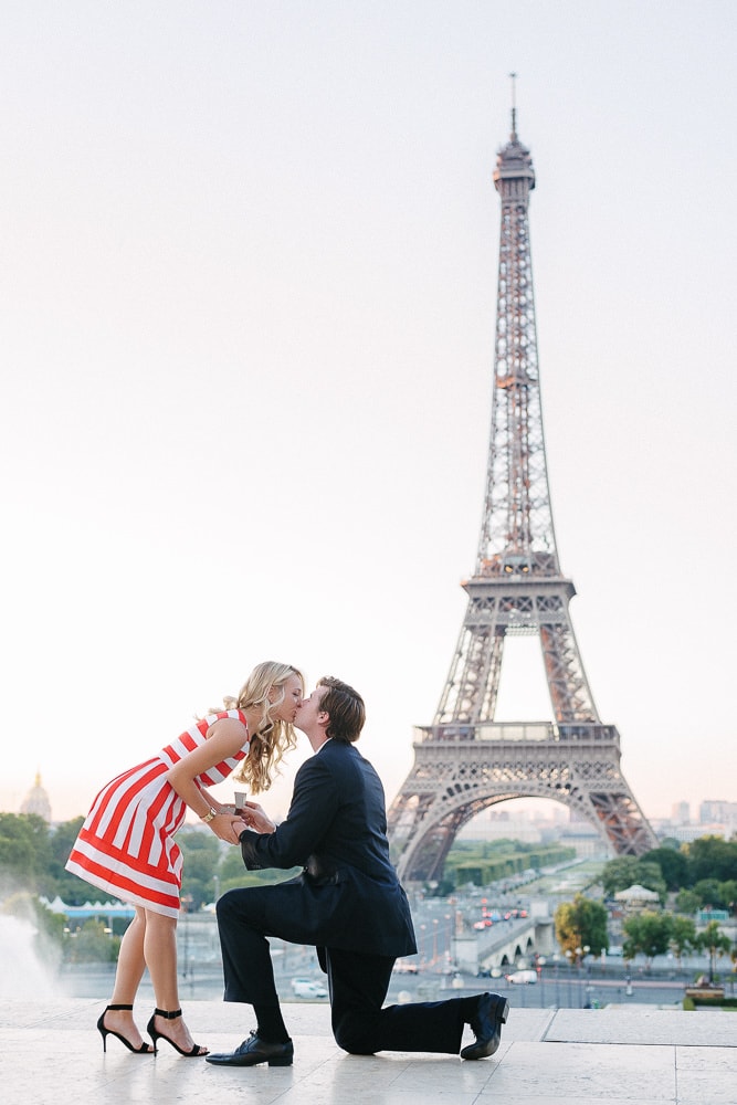 proposing in paris by the trocadero the best view over the eiffel tower