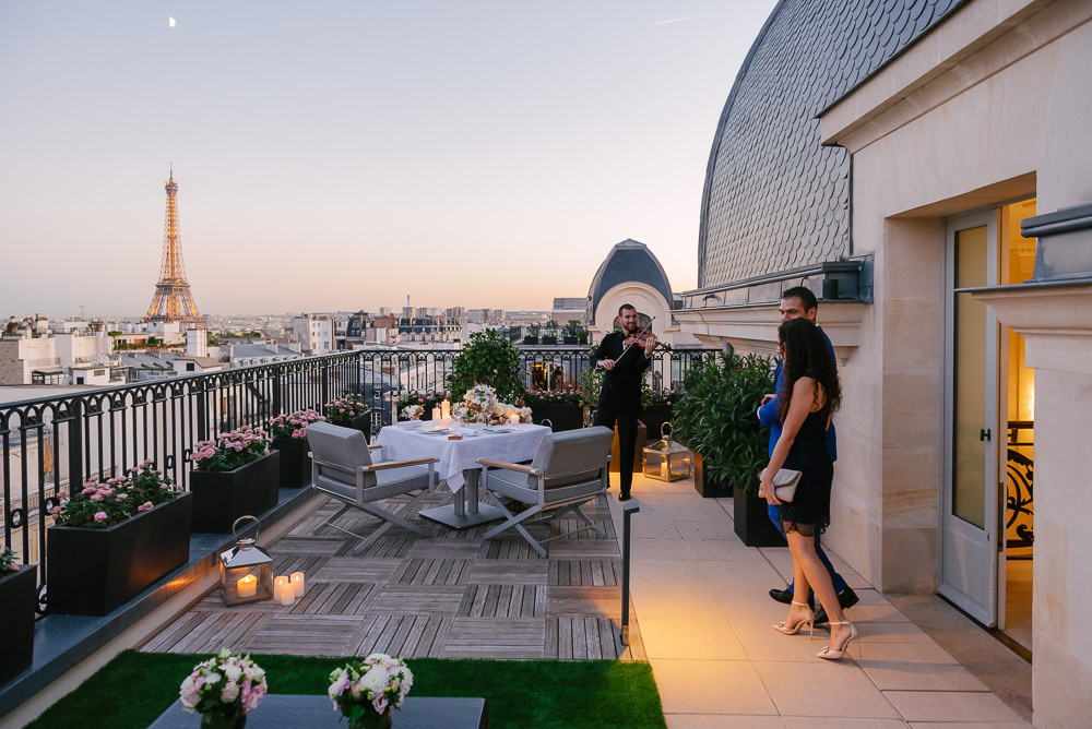Romantic dinner with Eiffel Tower view at the Peninsula Paris