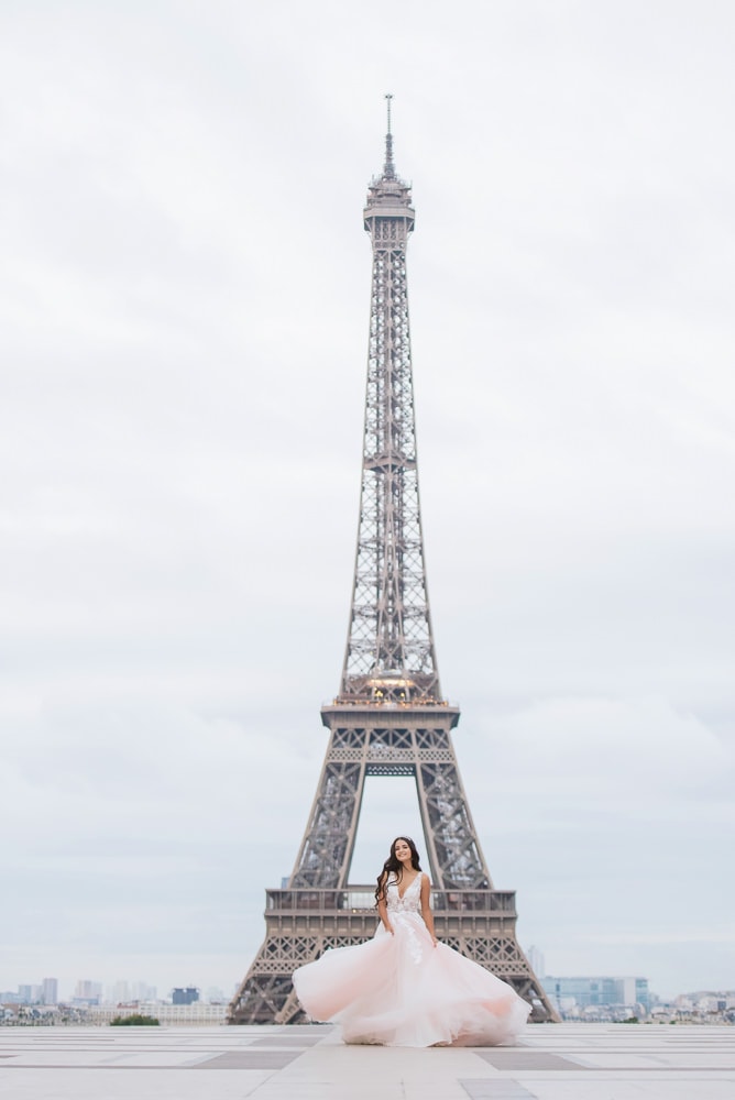 Eiffel Tower portraits for quinceanera