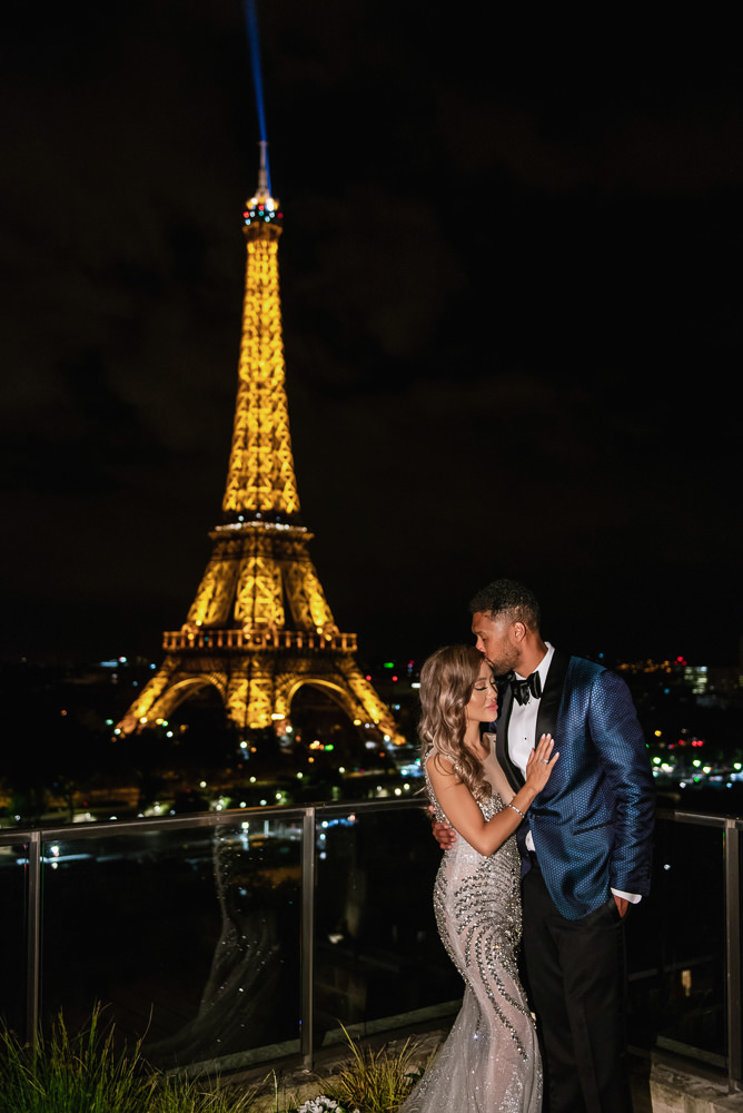 Wedding photos at Eiffel